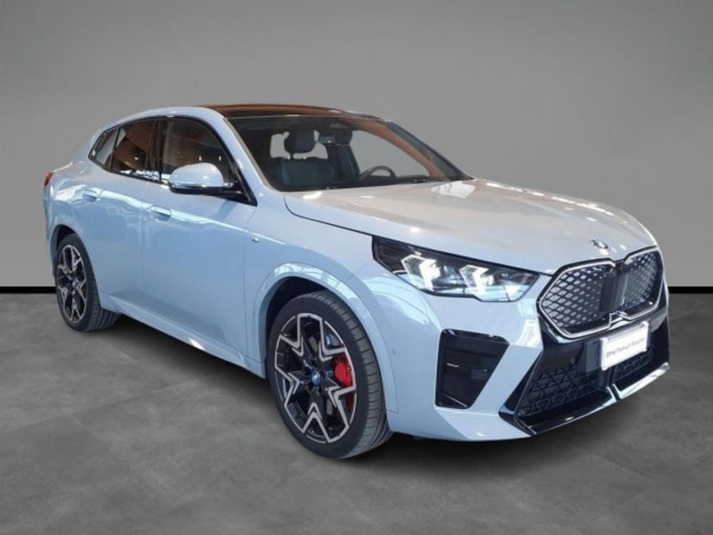 BMW iX2 usata a Verona (16)