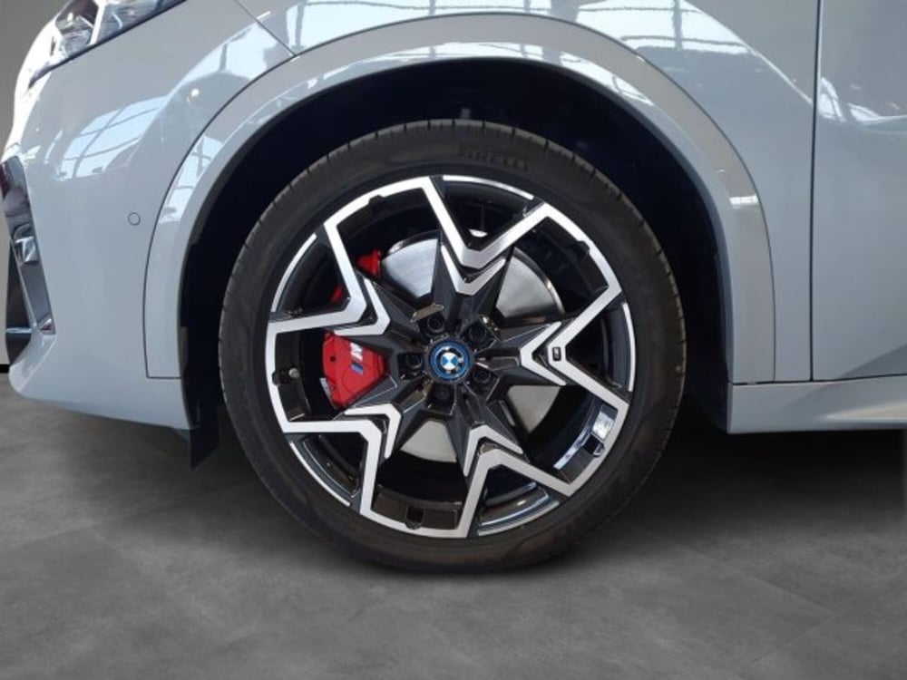BMW iX2 usata a Verona (5)