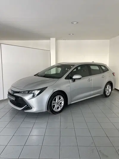 Toyota Corolla 1.8 Hybrid Active del 2020 usata a Barletta
