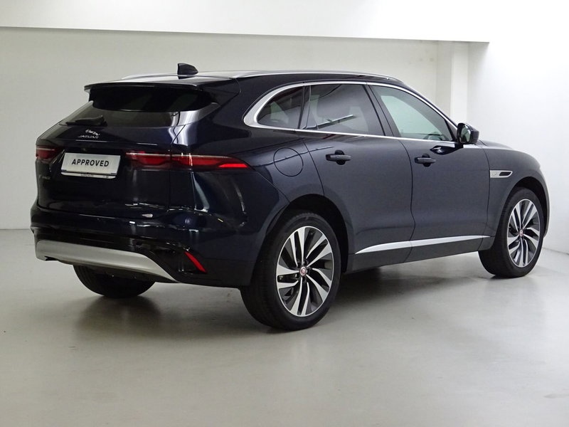 Jaguar F-Pace usata a Como (2)