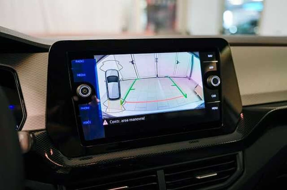 Volkswagen T-Cross nuova a Rovigo (11)