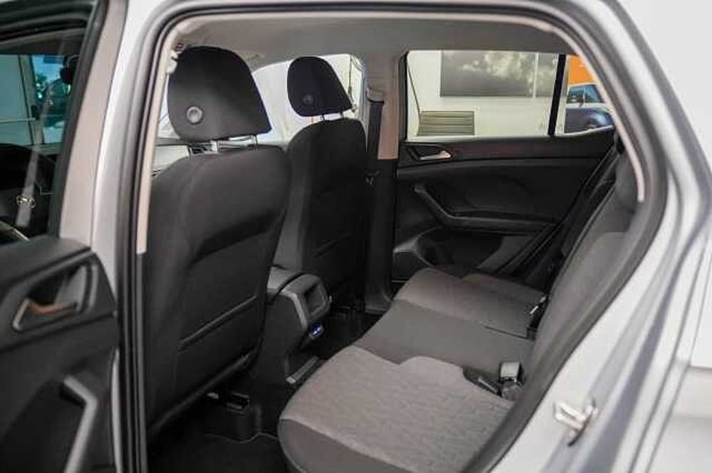 Volkswagen T-Cross nuova a Rovigo (12)