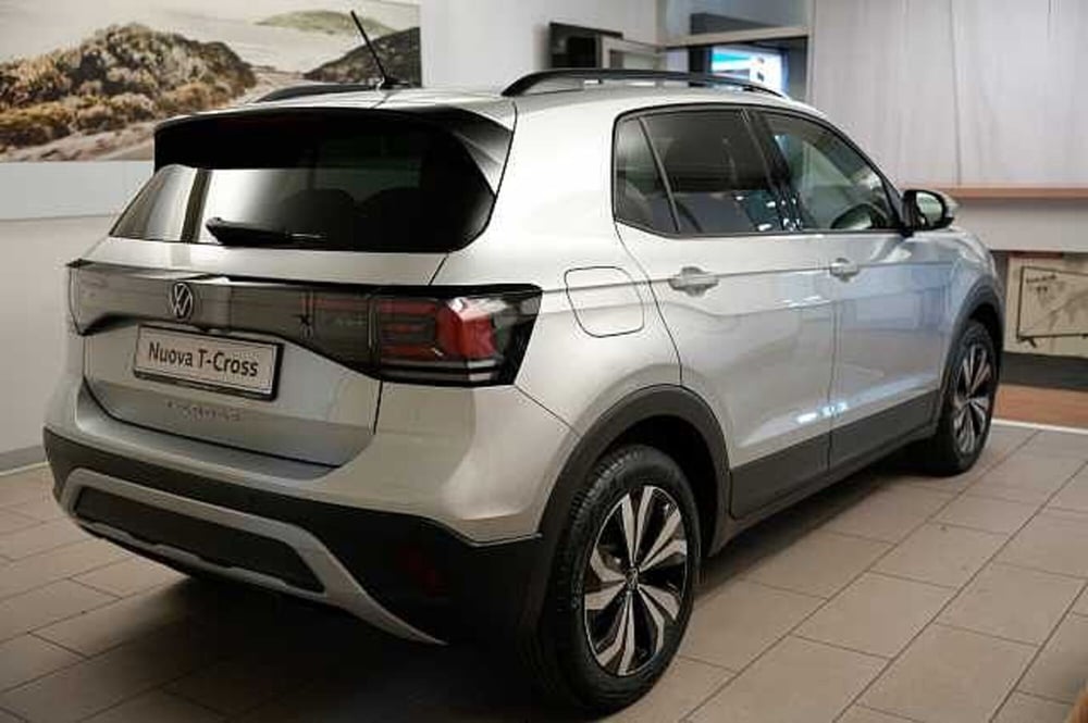 Volkswagen T-Cross nuova a Rovigo (4)