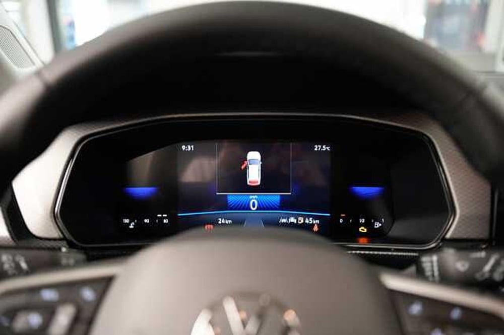 Volkswagen T-Cross nuova a Rovigo (8)