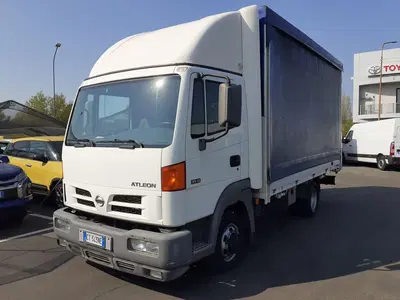 Nissan Atleon 35.13 3.0 Tdi PC Cabinato Practic del 2005 usata a Modena