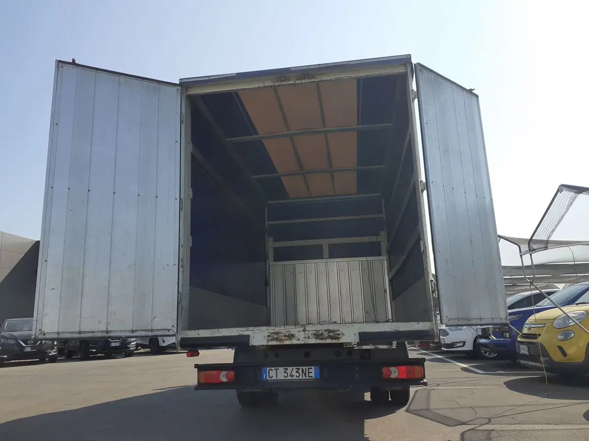 Nissan Atleon usata a Modena (8)