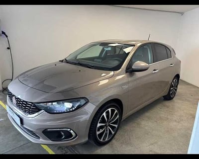 Fiat Tipo Station Wagon Tipo 1.4 T-Jet 120CV SW Lounge del 2020 usata a Solaro