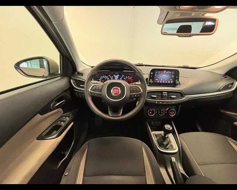 Fiat Tipo Station Wagon usata a Milano (15)