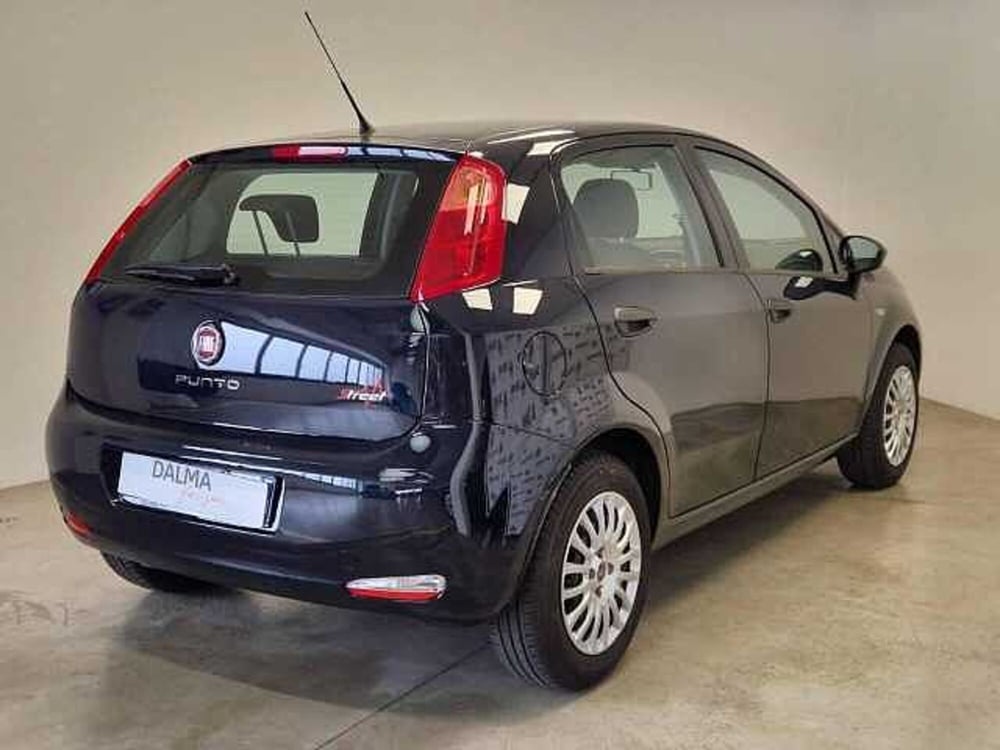 Fiat Punto usata a Milano (4)