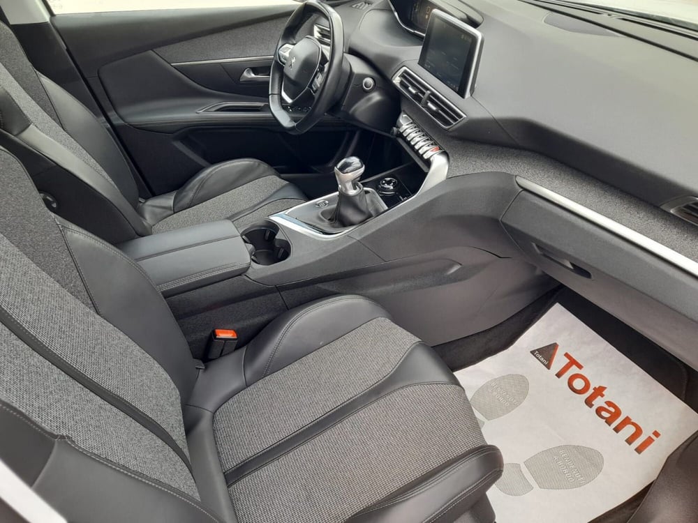 Peugeot 3008 usata a L'Aquila (10)