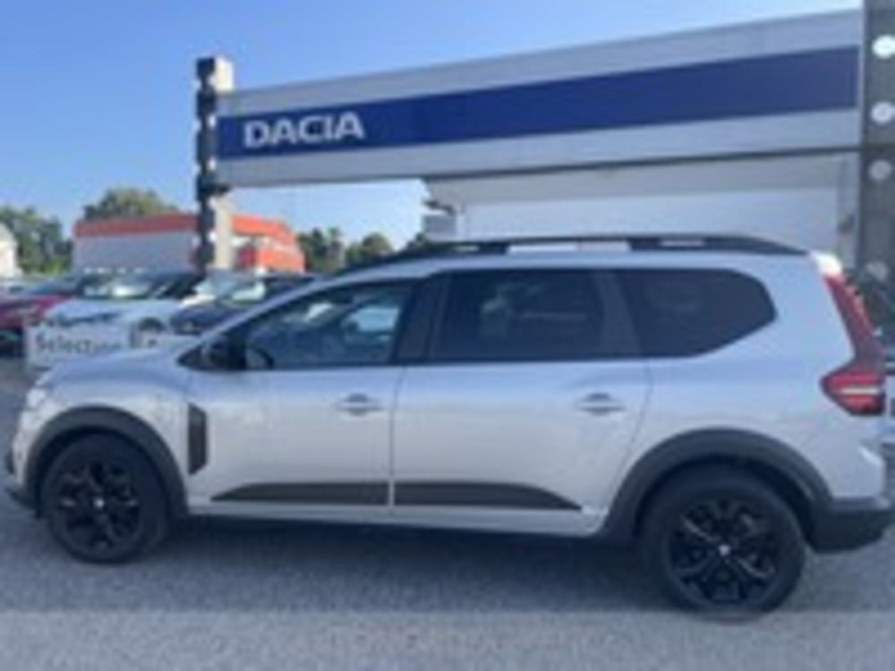 Dacia Jogger usata a Udine (4)