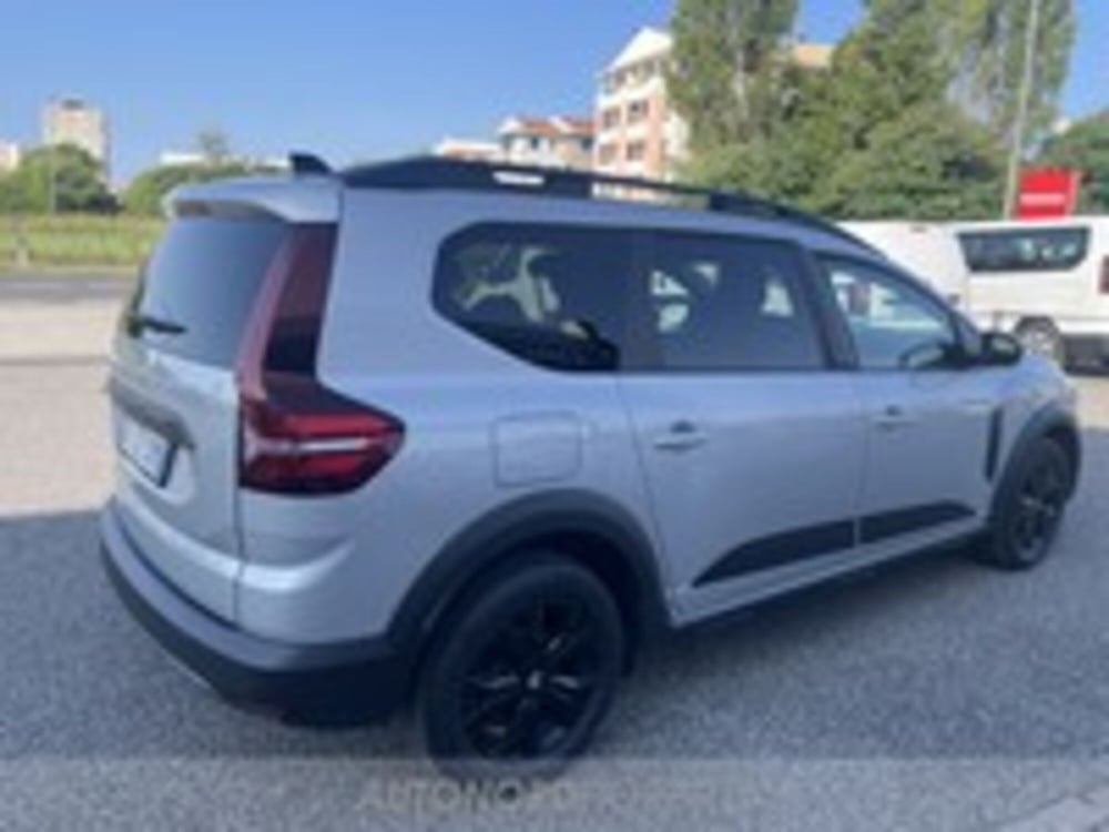 Dacia Jogger usata a Udine (6)