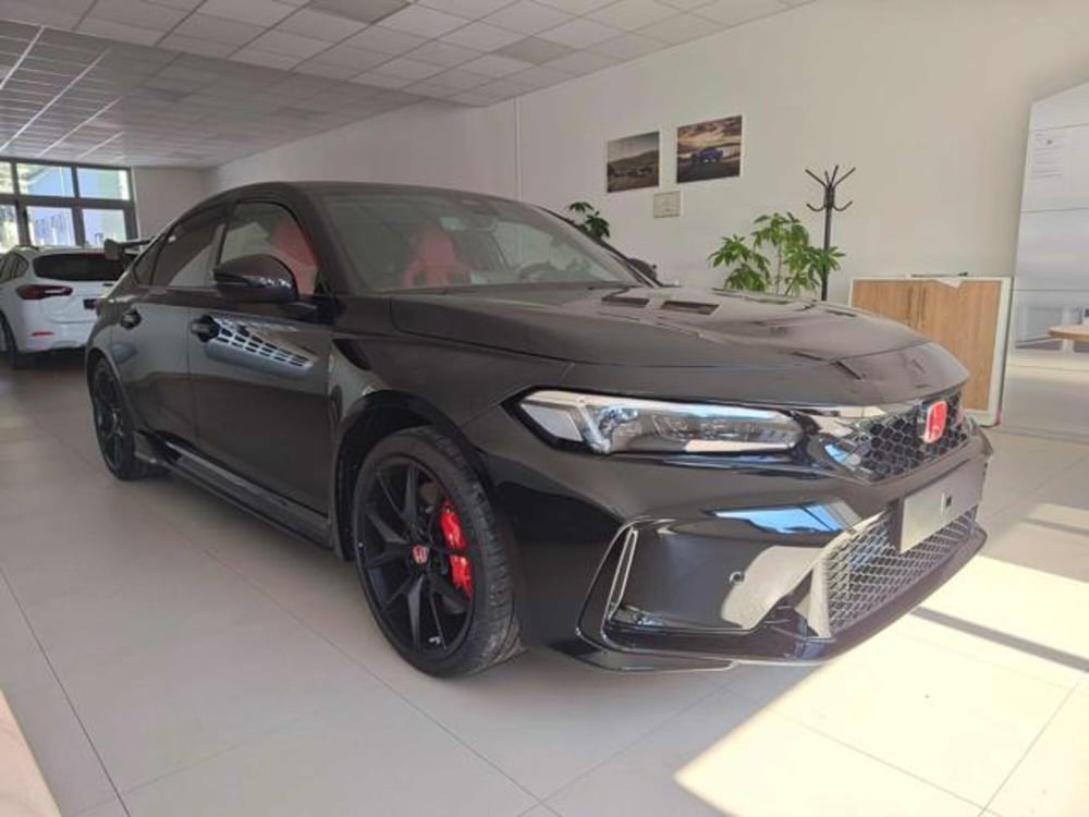 Honda Civic nuova a Lucca (2)