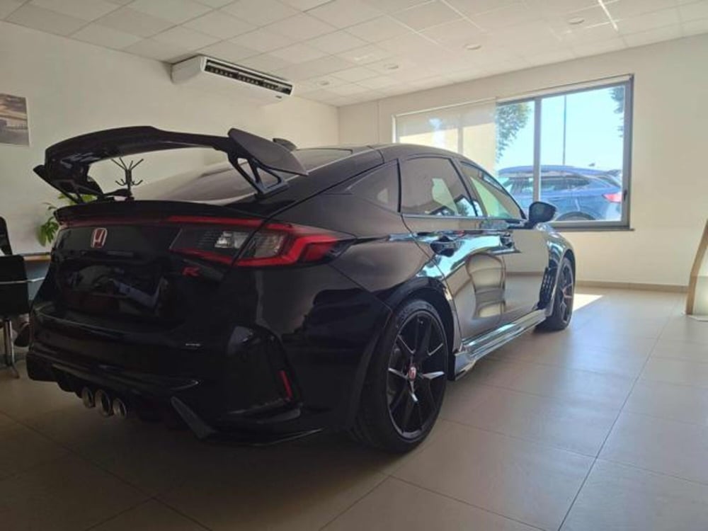 Honda Civic nuova a Lucca (4)