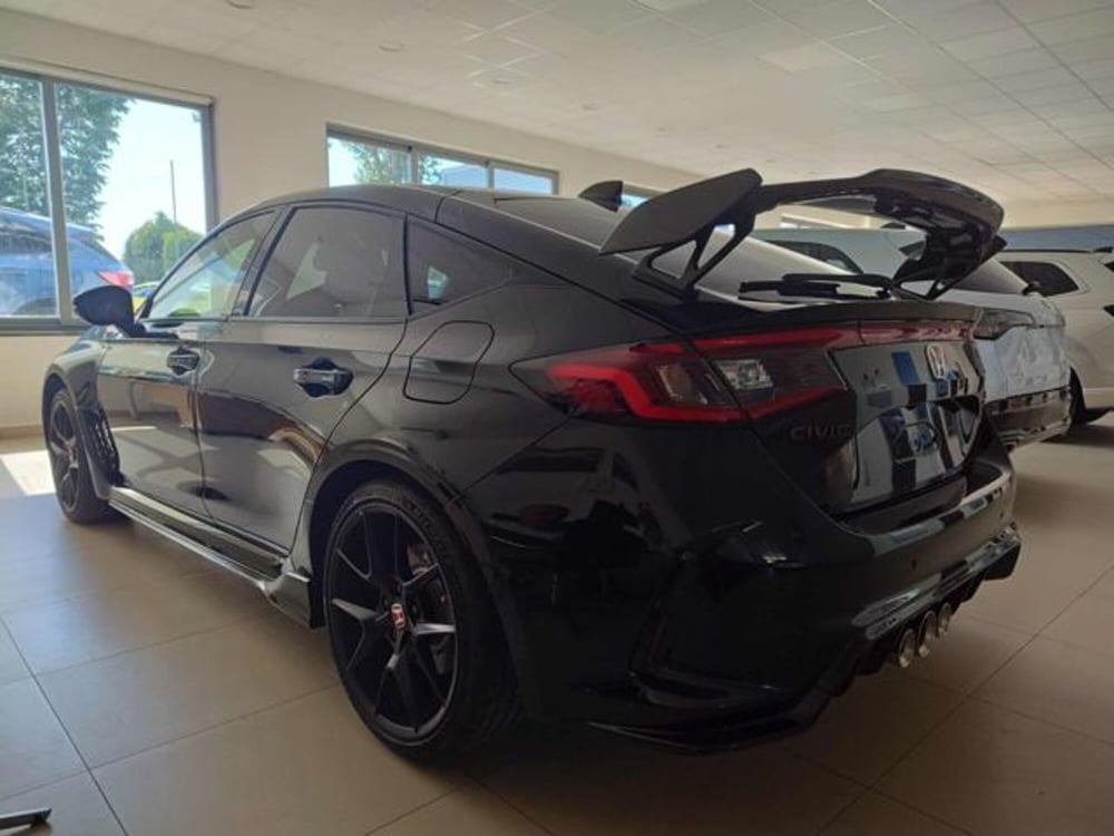 Honda Civic nuova a Lucca (5)