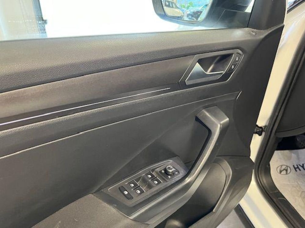 Volkswagen T-Roc usata a Verbano Cusio Ossola (14)