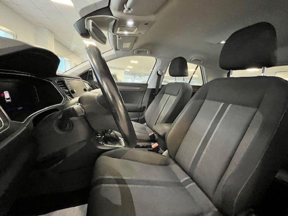 Volkswagen T-Roc usata a Verbano Cusio Ossola (16)