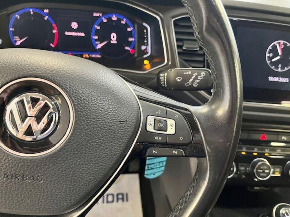 Volkswagen T-Roc usata a Verbano Cusio Ossola (19)