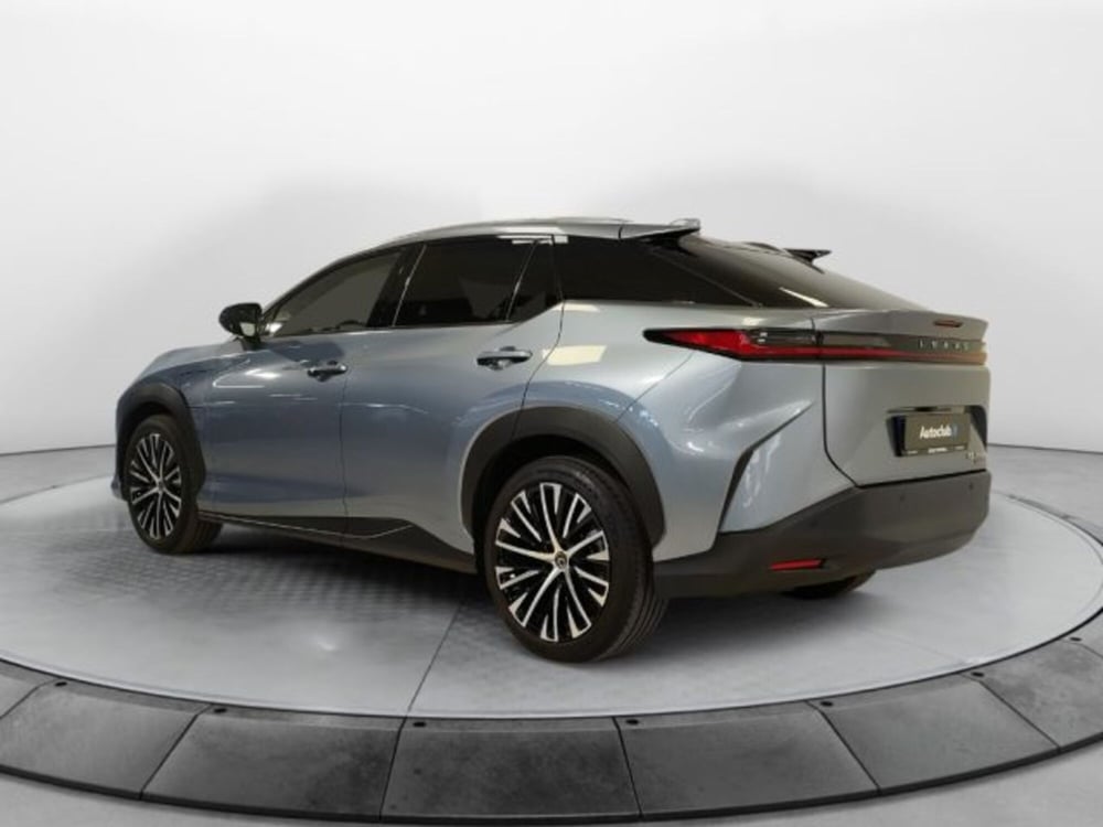 Lexus RZ usata a Modena (18)
