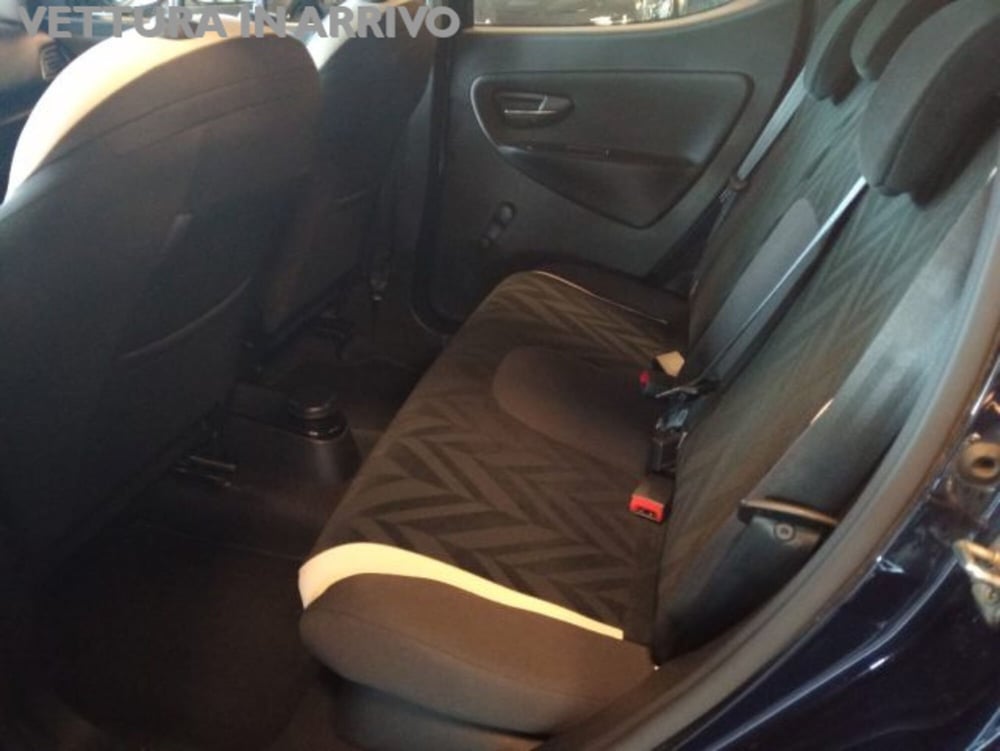 Lancia Ypsilon usata a Modena (6)