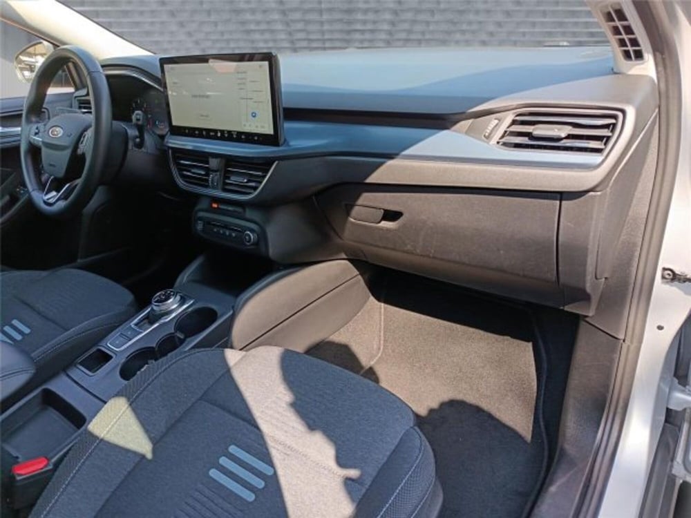 Ford Focus Station Wagon usata a Bari (12)