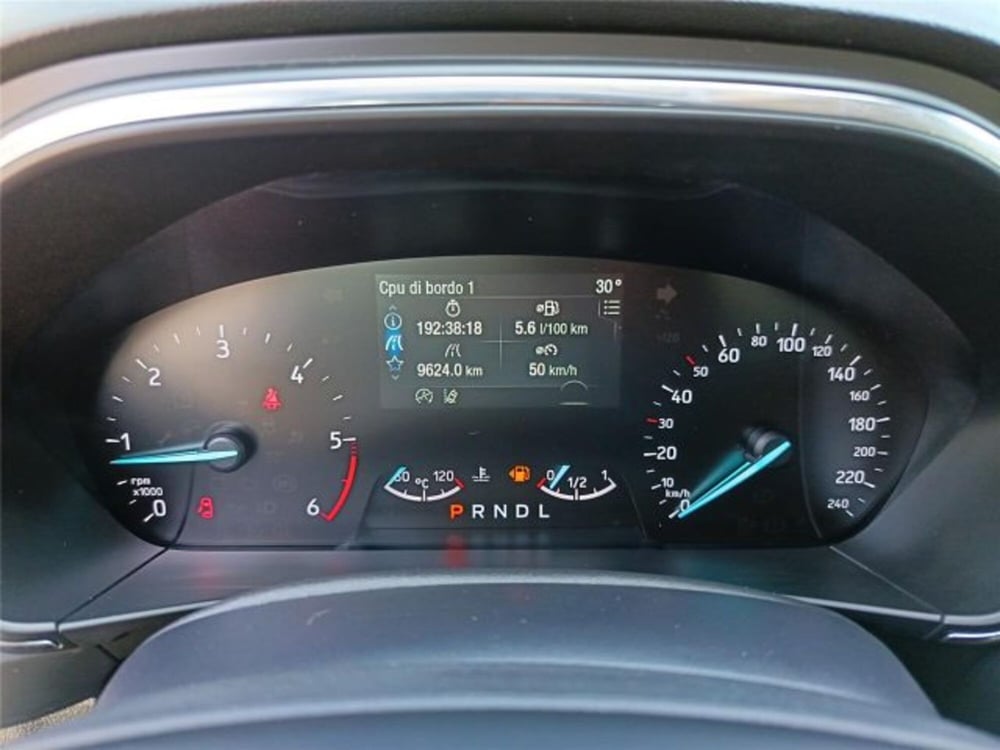 Ford Focus Station Wagon usata a Bari (16)