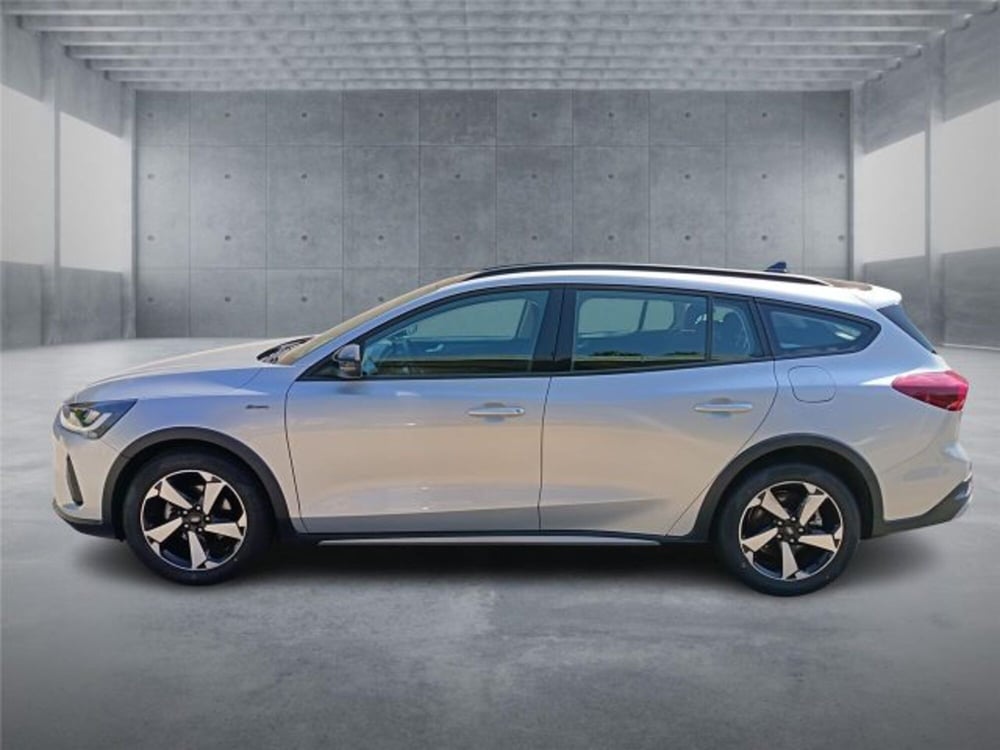 Ford Focus Station Wagon usata a Bari (7)