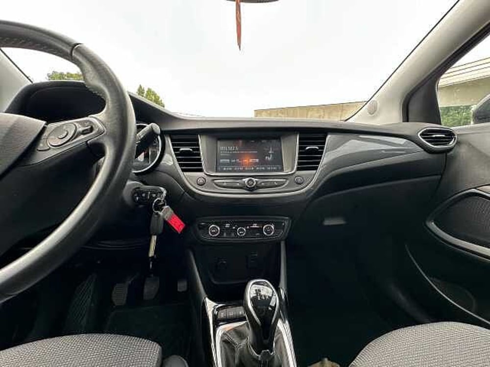 Opel Crossland X usata a Brescia (13)
