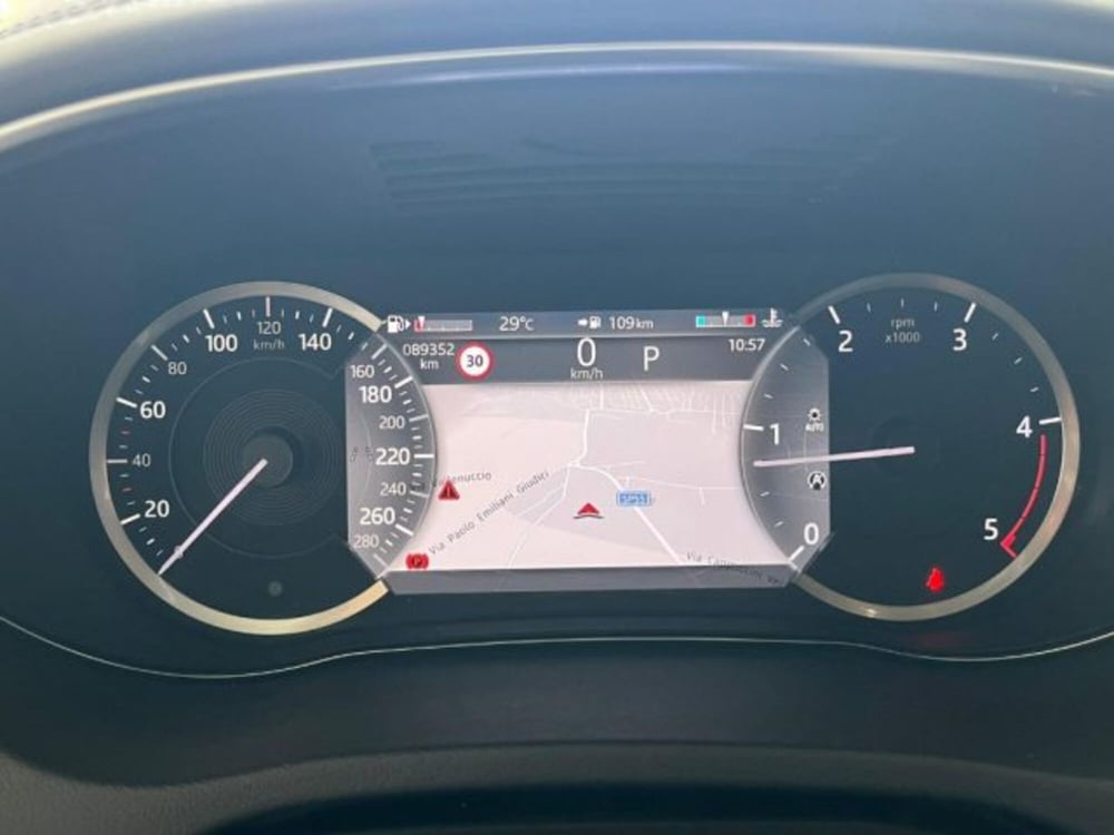 Jaguar E-Pace usata a Trapani (11)