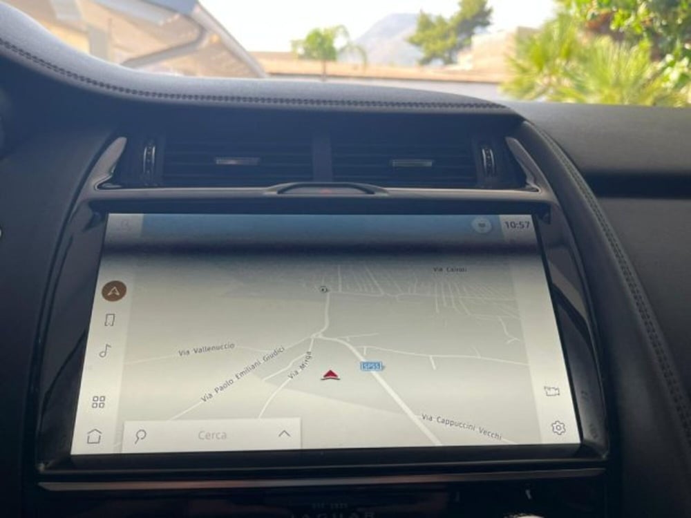 Jaguar E-Pace usata a Trapani (12)