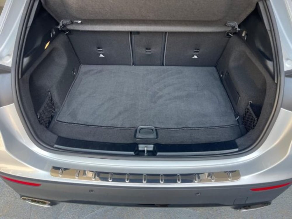 Mercedes-Benz GLA SUV usata  (20)