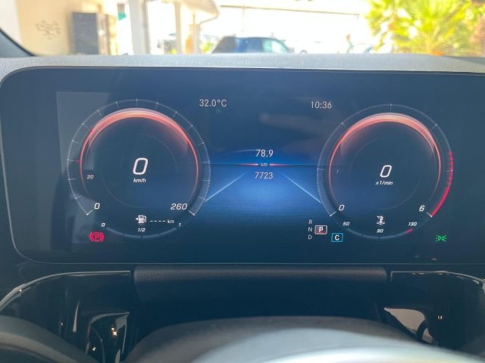 Mercedes-Benz GLA SUV usata  (8)