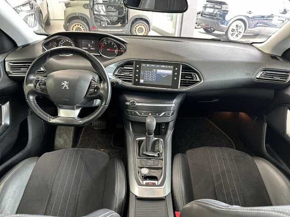 Peugeot 308 usata a Venezia (13)