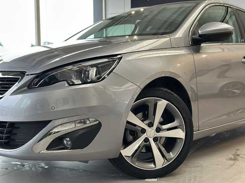 Peugeot 308 usata a Venezia (2)