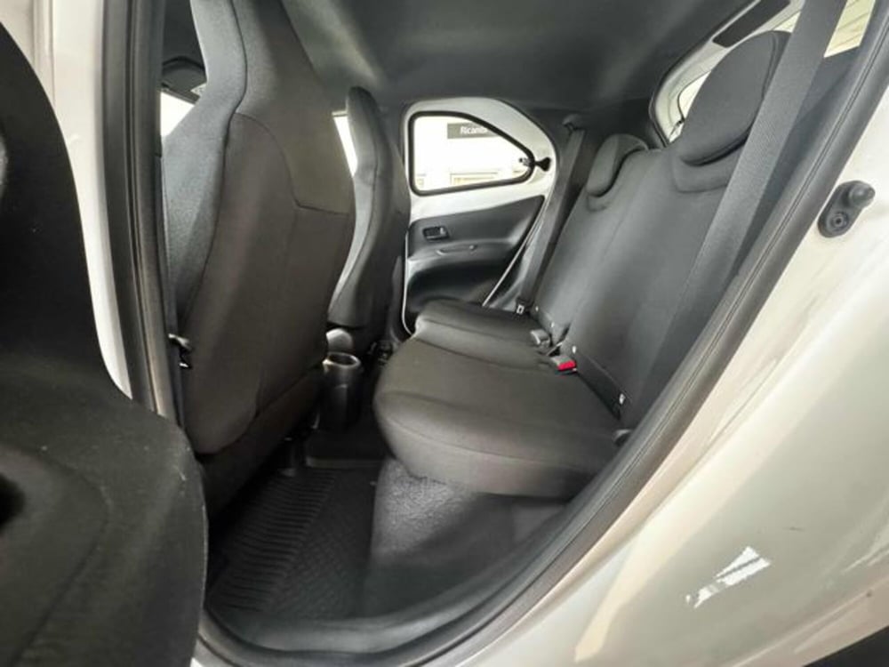 Toyota Aygo X usata a Sassari (11)
