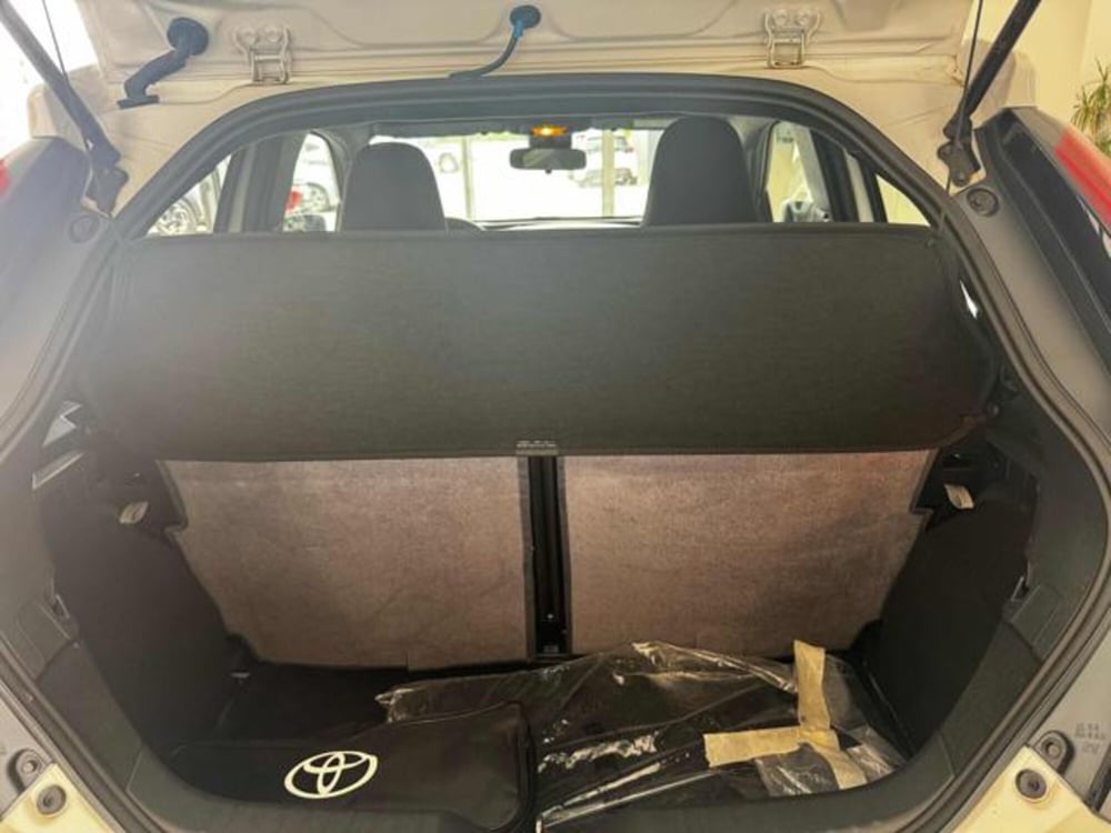 Toyota Aygo X usata a Sassari (12)