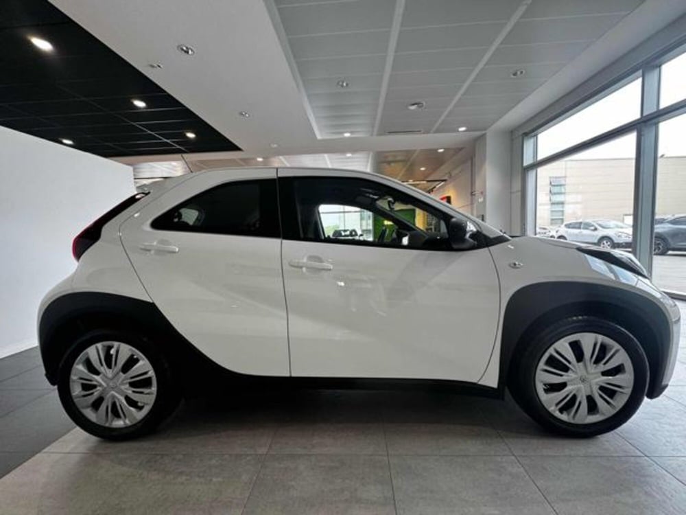 Toyota Aygo X usata a Sassari (4)