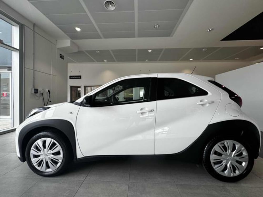 Toyota Aygo X usata a Sassari (8)