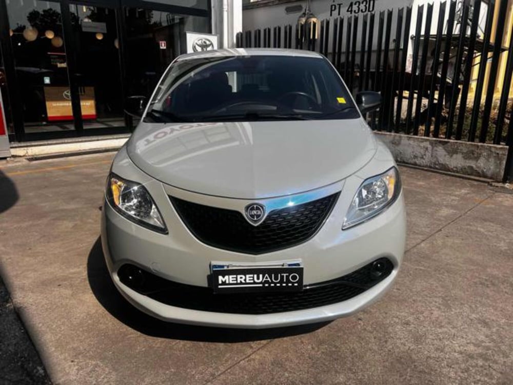 Lancia Ypsilon usata a Sassari (2)