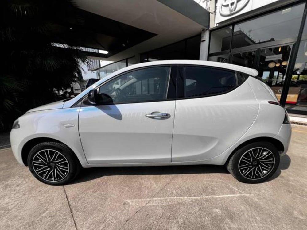 Lancia Ypsilon usata a Sassari (4)