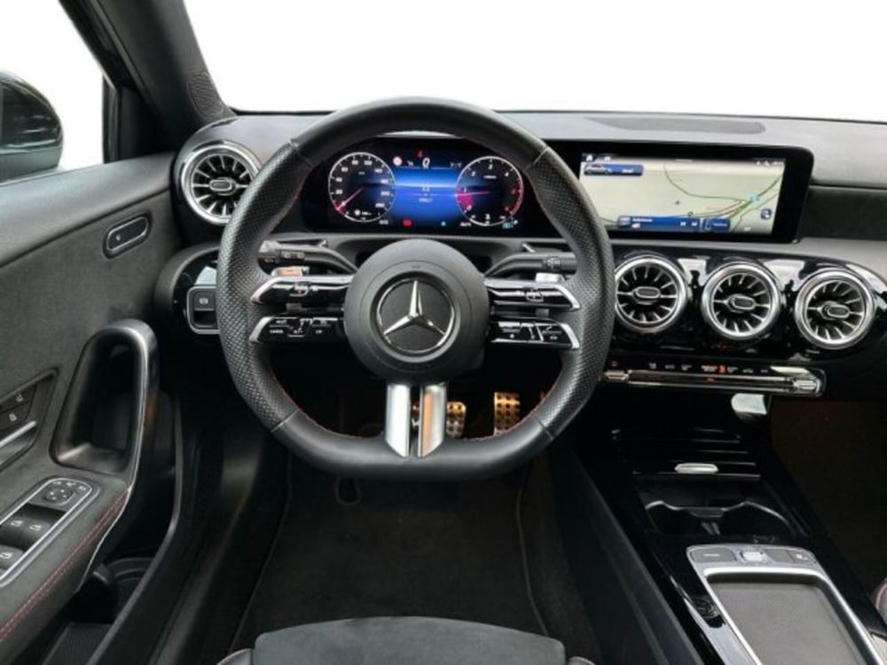 Mercedes-Benz Classe A usata a Avellino (11)