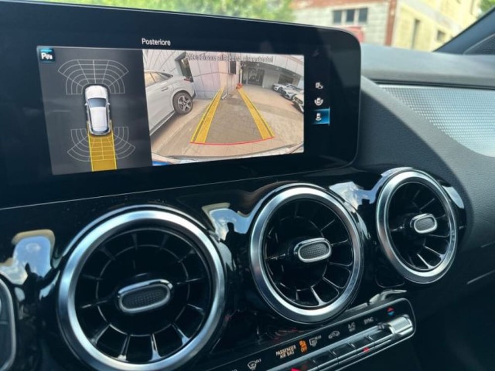 Mercedes-Benz GLA SUV usata a Avellino (14)