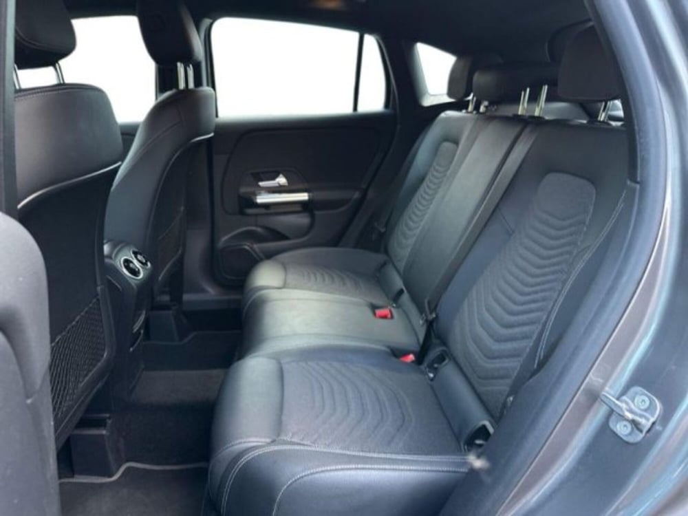Mercedes-Benz GLA SUV usata a Avellino (16)
