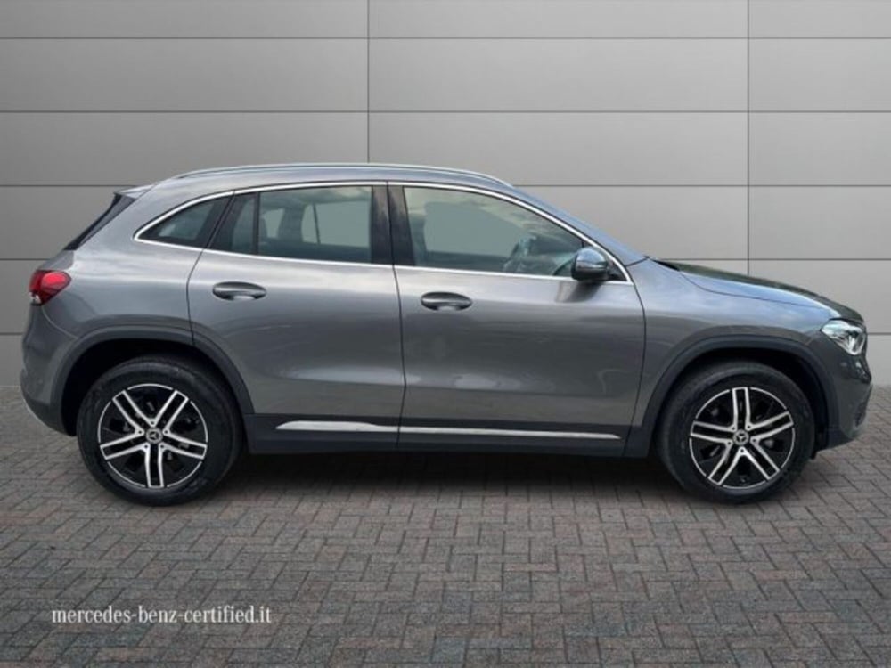 Mercedes-Benz GLA SUV usata a Avellino (5)