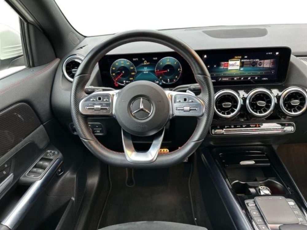 Mercedes-Benz GLA SUV usata a Avellino (11)