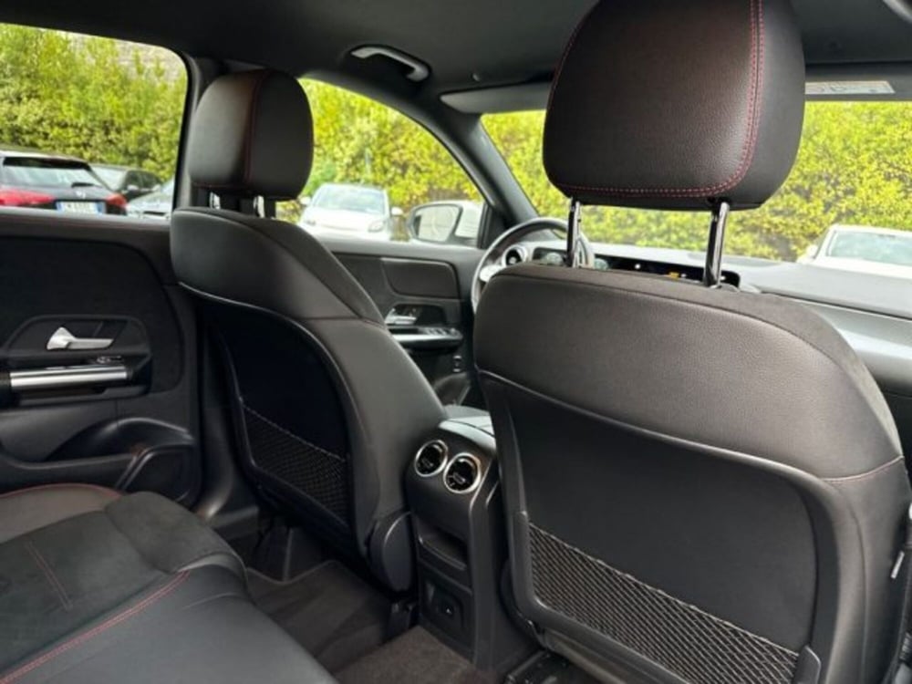 Mercedes-Benz GLA SUV usata a Avellino (18)
