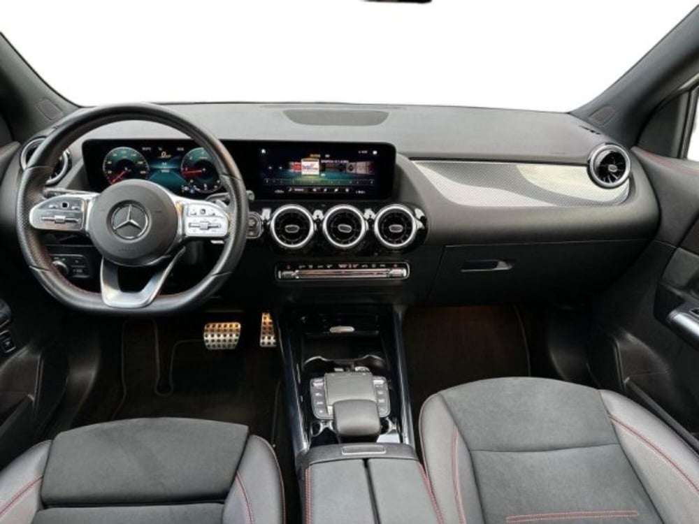 Mercedes-Benz GLA SUV usata a Avellino (9)