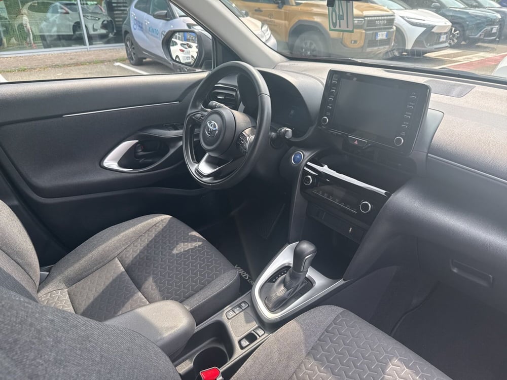 Toyota Yaris Cross usata  (8)
