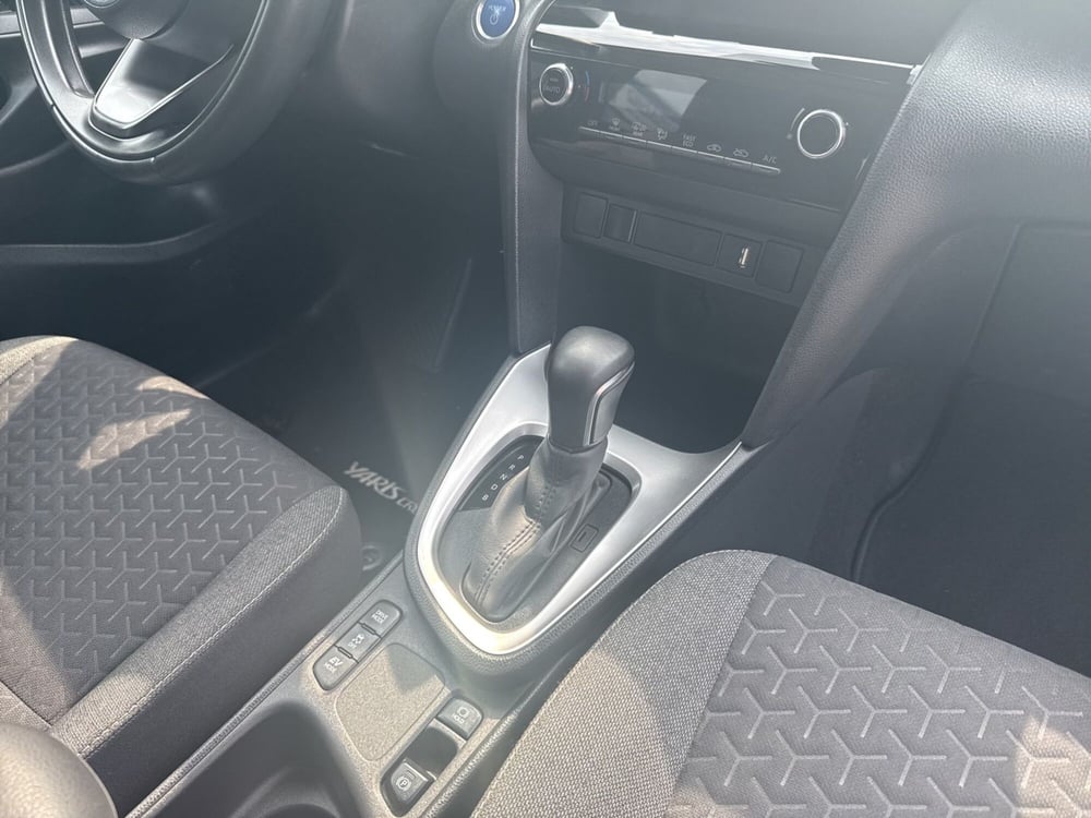 Toyota Yaris Cross usata  (9)