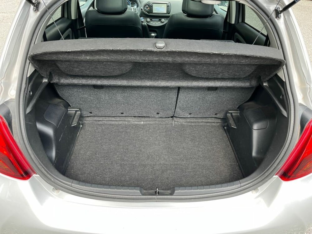 Toyota Yaris usata a Sondrio (12)